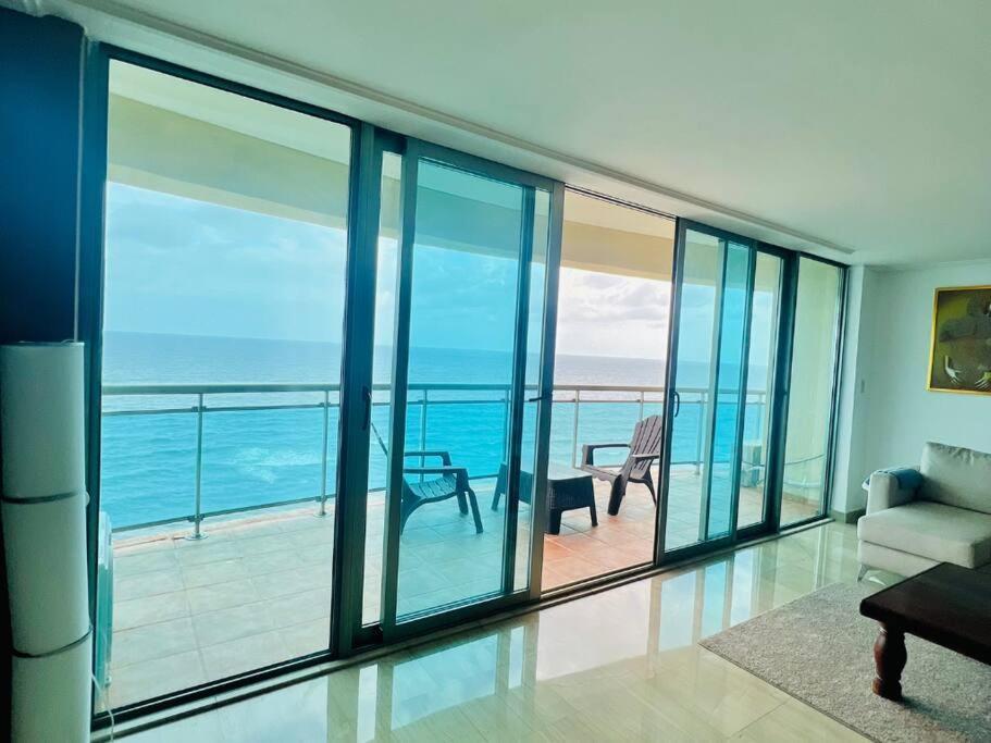 Beach Front Penthouse In Exclusive Tower 산토도밍고 외부 사진
