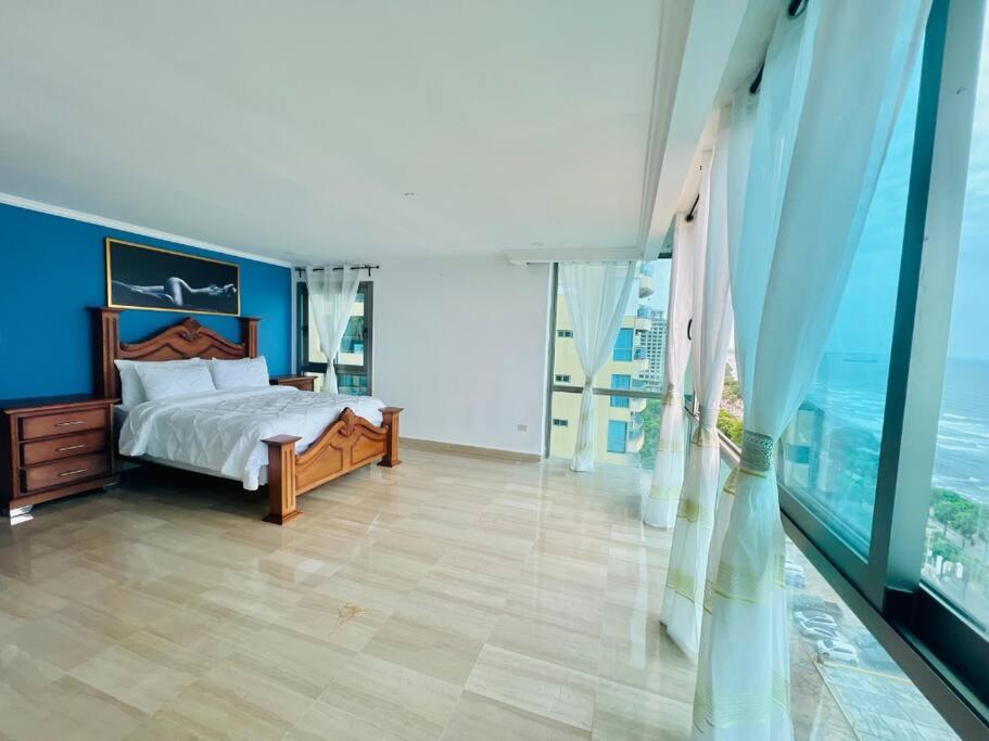 Beach Front Penthouse In Exclusive Tower 산토도밍고 외부 사진